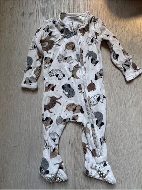 Angel Dear Zip Footed One-Piece Romper in Cream with Puppy Print